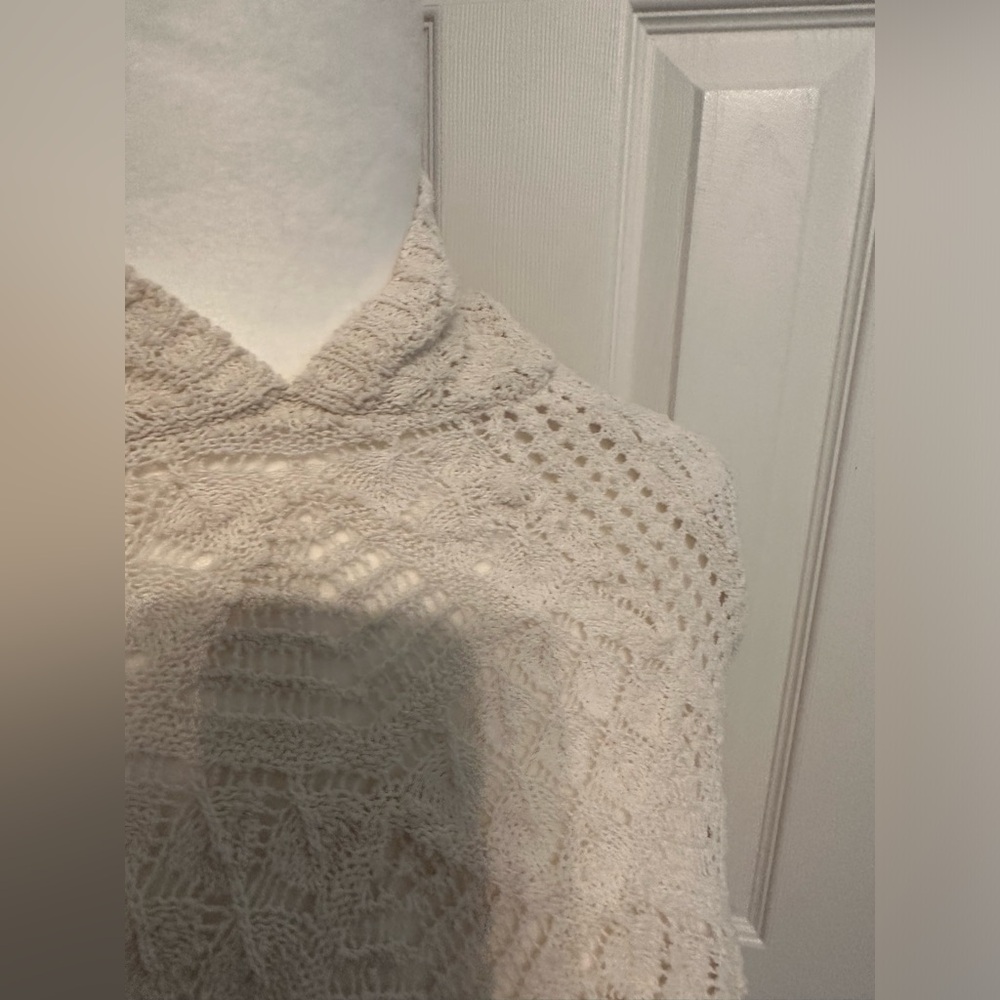Knit sweater/hoodie - Picture 6 of 9